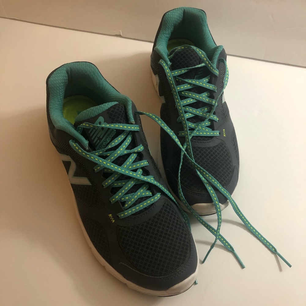 New Balance Comfort Tide
